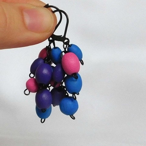 Barevné hrozny 3 pestrobarevné náušnice modrá barevné fialová růžová hrozen veselé modré fialové náušničky náušky růžové hroznové sladké hrozny cukrárna sladkost 