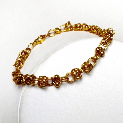 Náramek Zora náramek kroužkování chainmaille zlatý bižuterní kov 