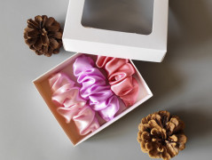 Scrunchie gumičky S na kartě - X.