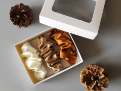 Scrunchie gumičky S na kartě - X.