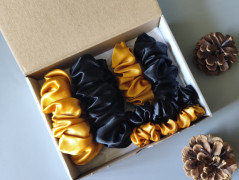 Scrunchie gumičky S na kartě - X.