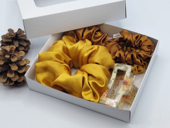 Scrunchie gumičky S na kartě - X.