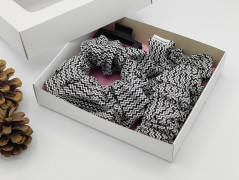 Scrunchie gumičky S na kartě - X.