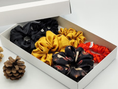 Scrunchie gumičky S na kartě - X.