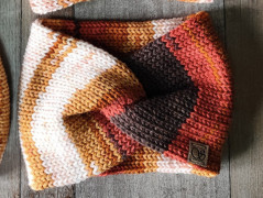 Scrunchie gumičky S na kartě - X.