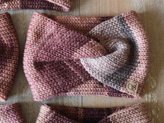 Scrunchie gumičky S na kartě - X.