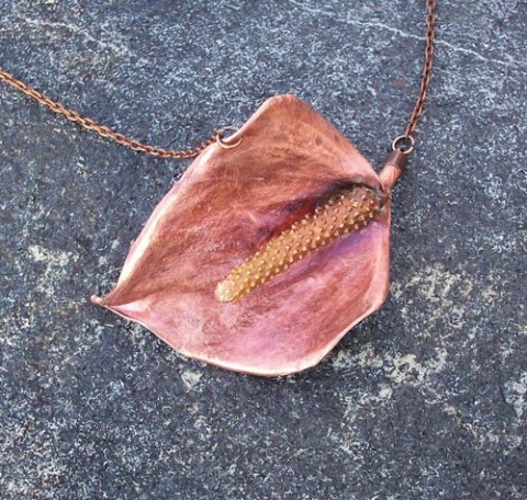 Pokovený květ anturie*na krk šperk náhrdelník květ měď na krk boho pokovený jewelry nature electroforming galvanoplastika botanical anturie 