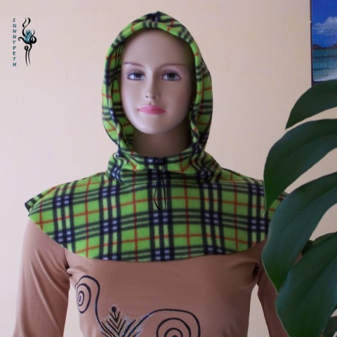 Flísový nákrčník s kapucí-kostkatý 