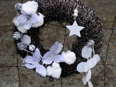 podzimní věneček s jelínkem..