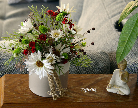 copaté aranžmá :).. dekorace originální svěží bílé kopretiny celoroční aranžmá do bytu béžovobílá trvanlivé vdóze 