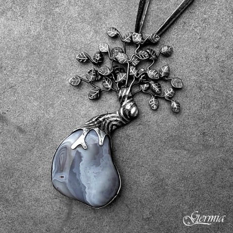 Pokroucený stromek achát modrý zelená strom cín šedá cínovaný stromek germia mdorozelená 