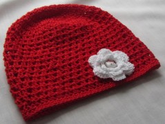 Černý saténový kvítek