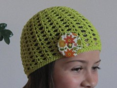 Černý saténový kvítek