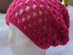 Černý saténový kvítek