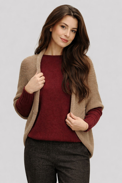 Pletená vesta - barva světle hnědá pletená vesta ručně pletená vesta 