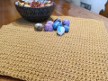 háčkovaný středový ubrus/prostírání