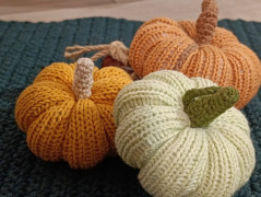 kolečka k zavěšení