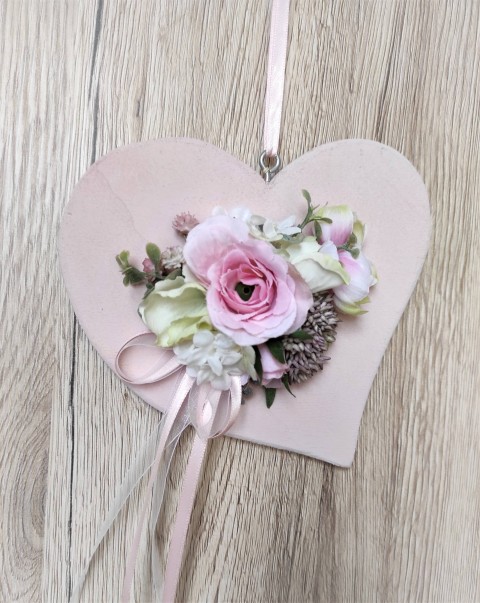 Srdíčko růžové dřevo dřevěné dárek květina srdíčko narozeniny svátek růže růžové růžička pro maminku ručně vyřezané 