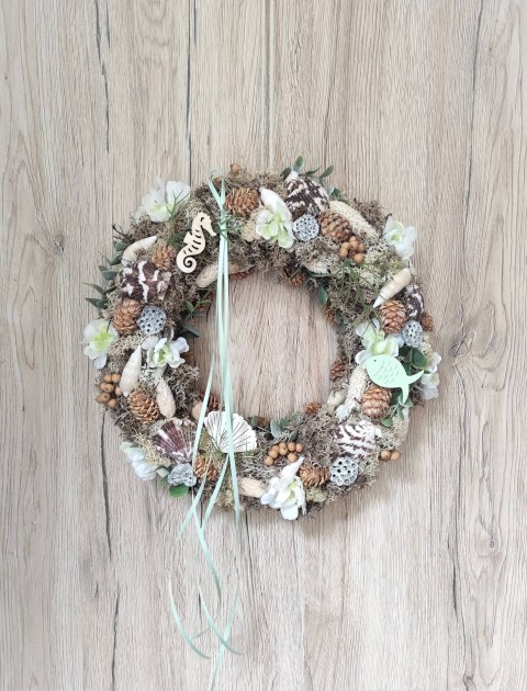 Luxusní mořský věnec do zelenkavé dekorace dárek moře ryba letní narozeniny mušle věnec květ mořský zelenkavý léto šedý bílý mech květinový sea na dveře summer mořský koník k zavěšení eukalyptus na stěnu stabilizovaný suché plody wreath 