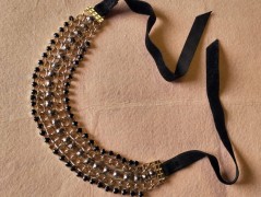 Háčkovaná dečka na stůl