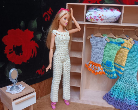 Barbie - overal pro panenku panenka klobouček evička 