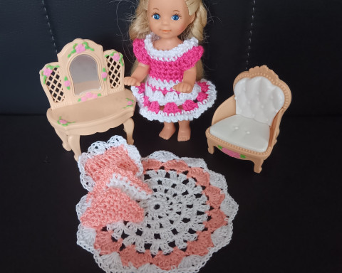 Doplňky do pokojíčku pro panenky panenka 