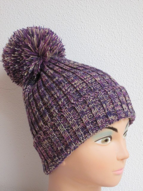 Melírovaná čepice - fialový melír fialová čepice pružná pletená melírovaná bambule s bambulí 