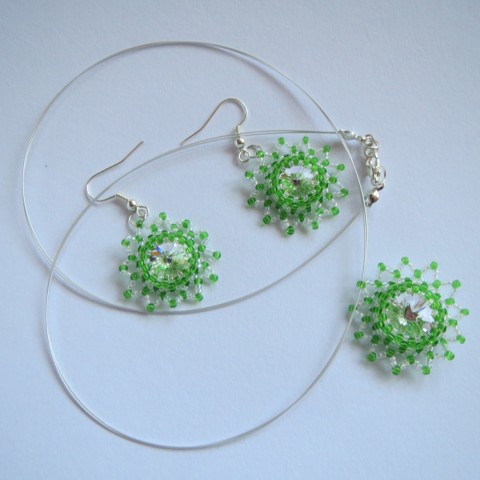 Zelenobílá sluníčka rivoli 