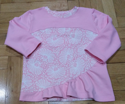 Mikinka s krajkovým motivem mikina 