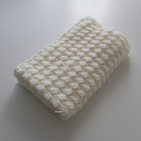 Deka pro mimi děti deka miminko háčkované akryl atelier přikrývka smetanová slavnostní unisex handmade slavnost křtiny na focení mimi vítání 