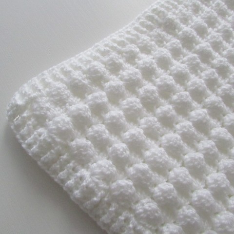 Deka pro miminko děti deka bílá miminko háčkované akryl atelier přikrývka slavnostní unisex handmade slavnost křtiny na focení mimi vítání 