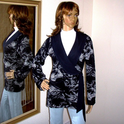 ELEGANCE V KARDIGANU - VÝPRODEJ svetr svetřík vesta sleva vesty výprodej kardigan bolérko bolérka 