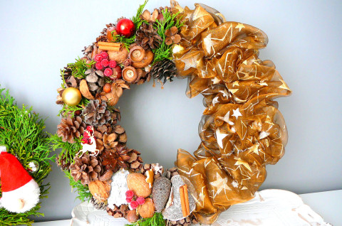 Adventní věnec. vánoce věnec 