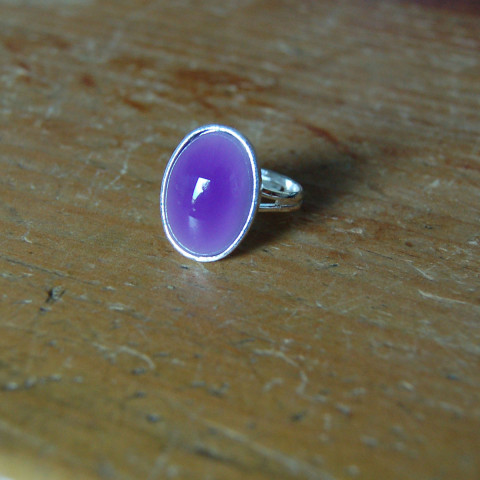 Prsten fialkový 