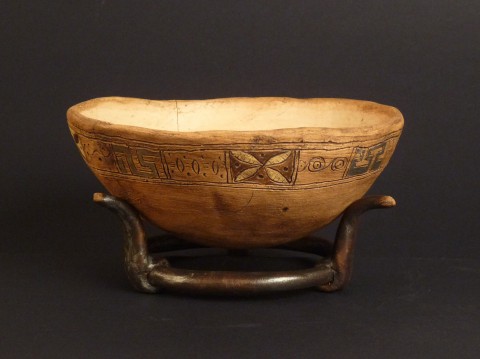 Tak trochu vykopávka-miska 2v1 