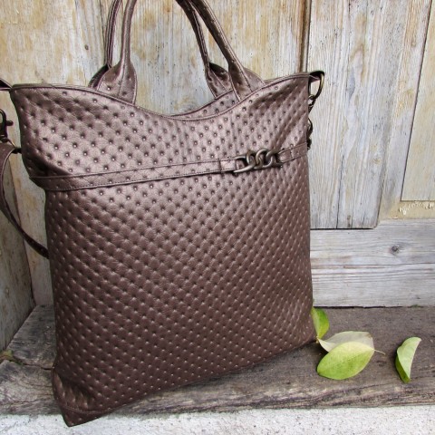 kabelka zlatohnědá kabelka doplněk červené zelená taška květina zlatá letní barevná ozdoba luxusní prostorná dovolená nákupní koženková výlet kombinovaná překlápěcí na pláž byznys kabelka 