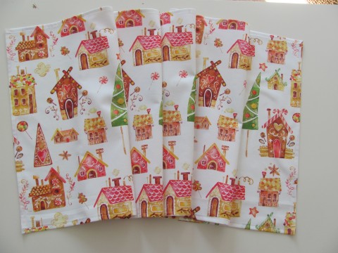 Vánoční běhoun perníkové chaloupky vánoce ubrus běhoun perníkové chaloupky 