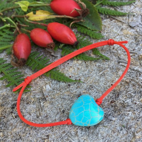 Kabbalah náramek se srdíčkem červená náramek srdce tyrkysová šípky štěstí ochranný kabbalah saténová šňůrka 