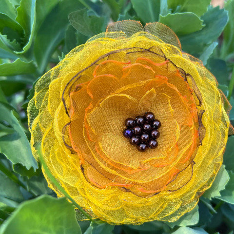 Brož Slunečnice brož květina slunečnice hnědá žlutá organza 