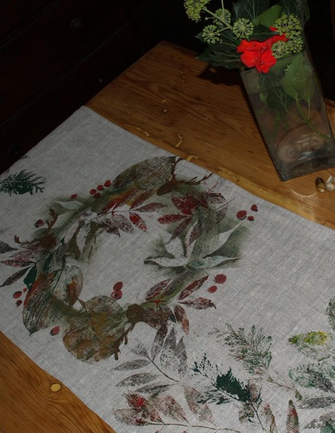 Jeden pro zvěřinové hody podzim ubrus textil běhoun jelen zvěřina 