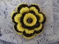 Háčkovaná kytička - brož