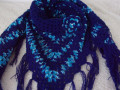 Tmavě modrý melír - háčkovaný šátek