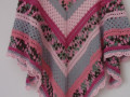 Růžová a šedá - háčkovaný šátek