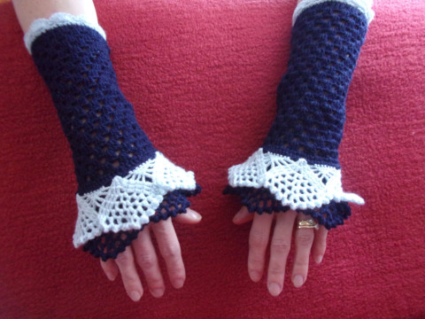 Modré návleky na ruce dárek modré háčkované návleky rukavice krajkové rukavičky bezprsťáky bezprsté na ruce bez prstů 