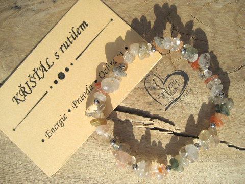 PRUŽNÝ NÁRAMEK KŘIŠŤÁL S RUTILEM I. náramek minerál gumička zlomky minerální sekaný 