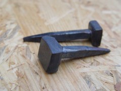 Kovaný vrut 10x60 surový