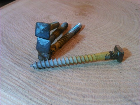 Kovaný vrut 6x60 surový kovaný hřebík šroubek šroub kovaný hřebík vrut 