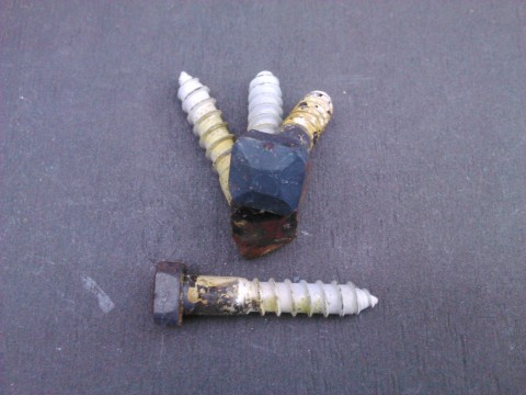 Kovaný vrut 12x60 surový kovaný hřebík šroubek šroub kovaný hřebík vrut 