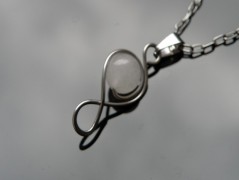 Přívěšek- brzy bude sluníčko