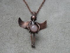 Přívěšek- brzy bude sluníčko